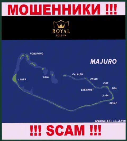 Рекомендуем избегать сотрудничества с internet-ворами RoyalGoldFX, Majuro, Marshall Islands - их офшорное место регистрации
